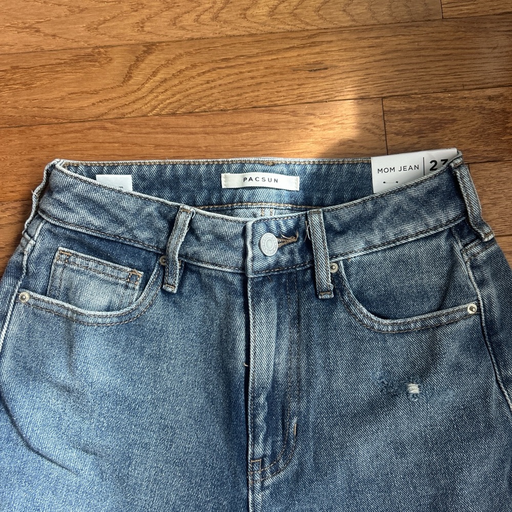 PacSun Ripped Blue Mom Jeans NWT - Picture 2 of 8